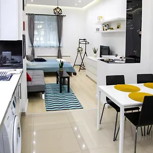  Apartman Oazu Downtown Flat